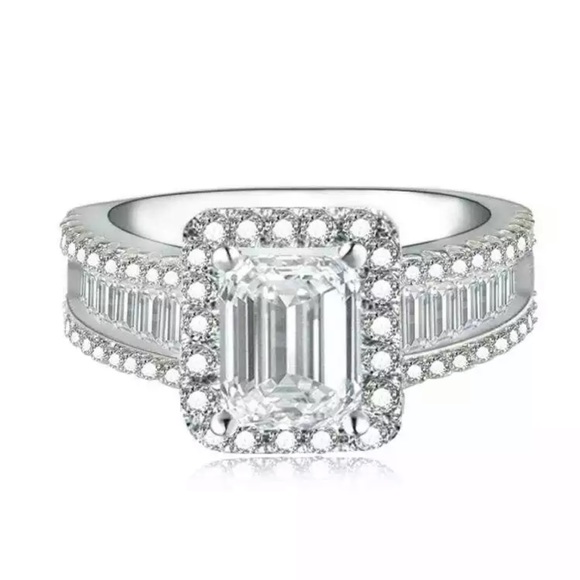 NEW 925 STERLING SILVER DIAMOND ENGAGEMENT RING, CUTE RING, SHINY RING. - Picture 3 of 3